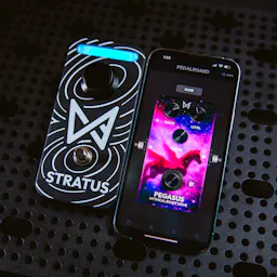 Stratus® logo